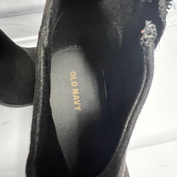 Old navy size 8 black booties - Picture 4 of 7